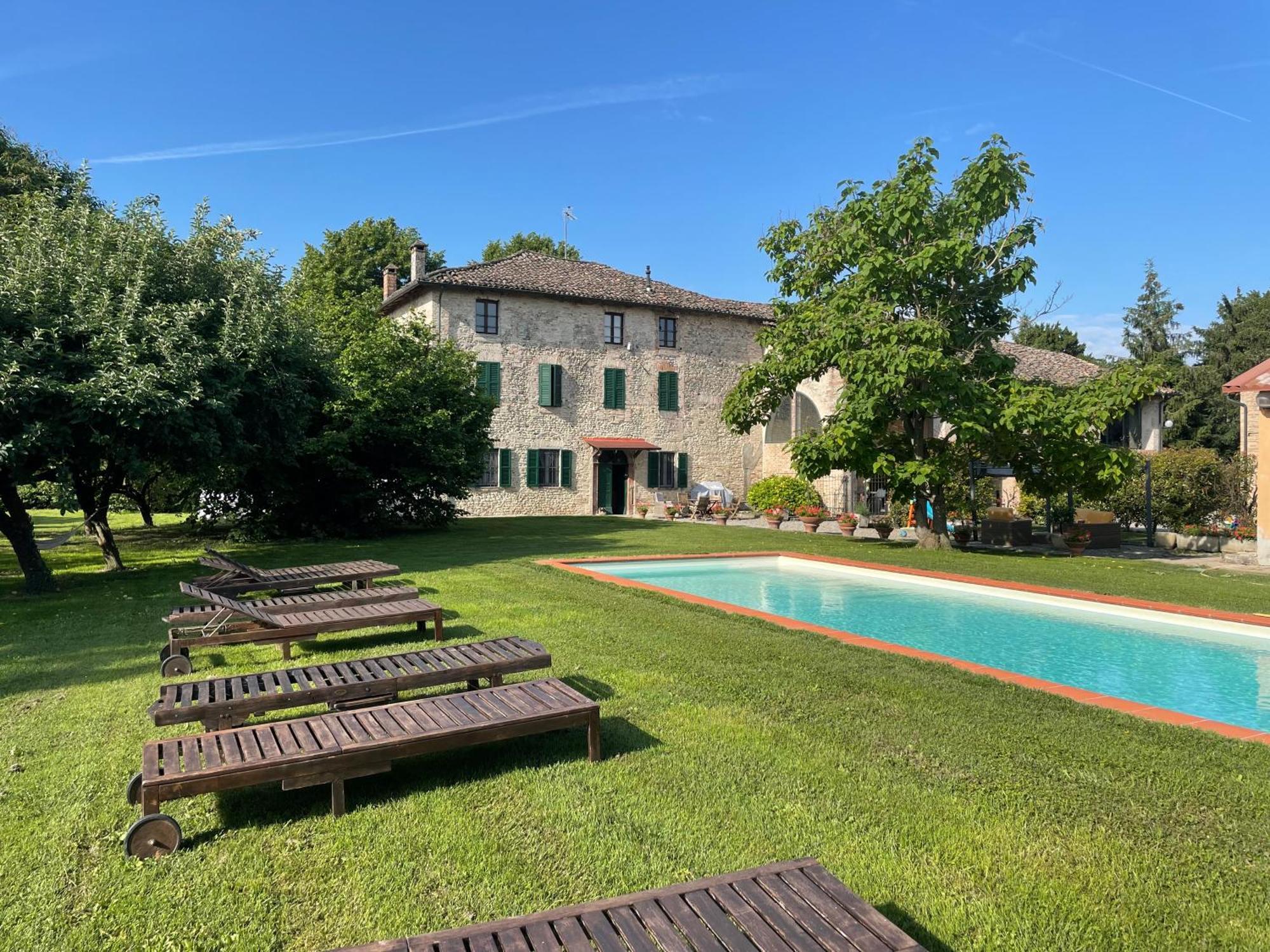 B&B Il Conte Giacomo Viarolo Luaran gambar
