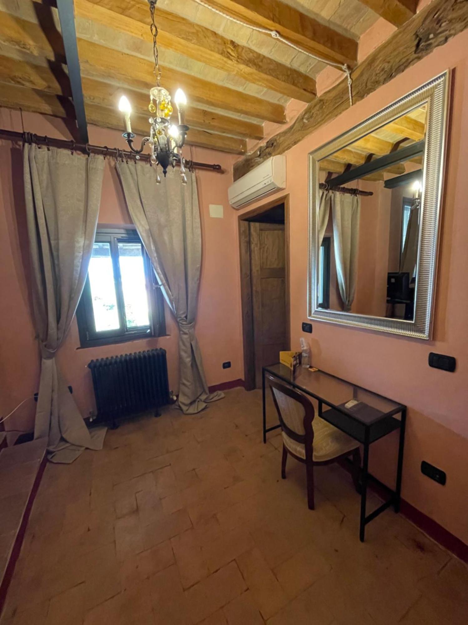 B&B Il Conte Giacomo Viarolo Luaran gambar