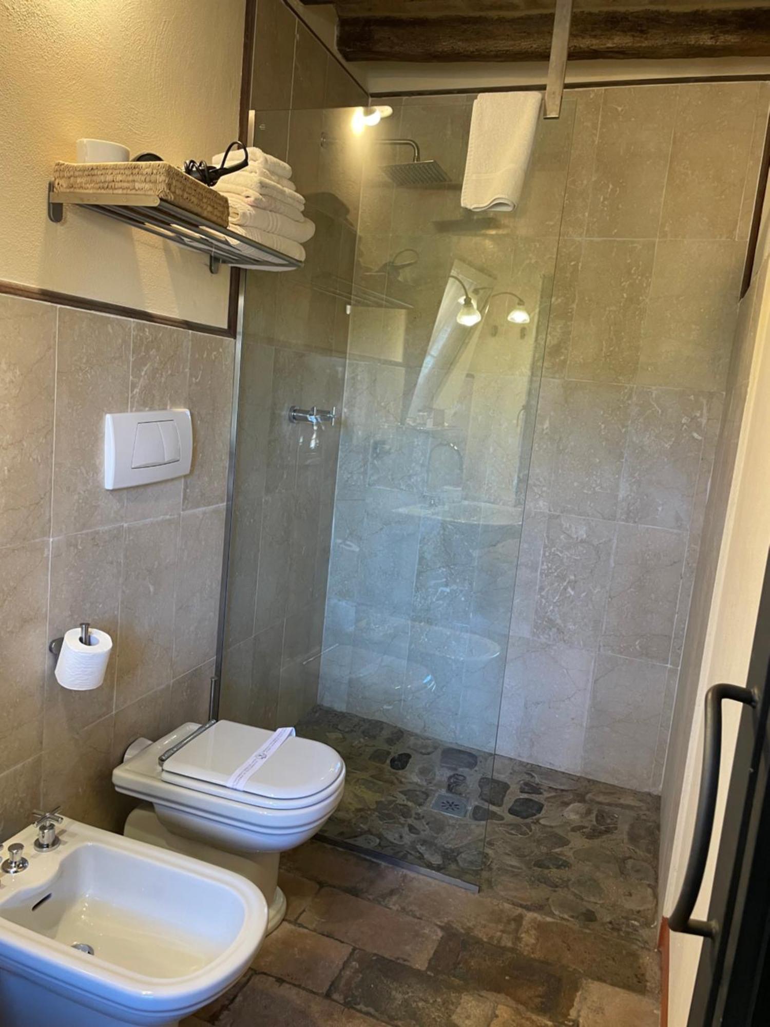 B&B Il Conte Giacomo Viarolo Luaran gambar